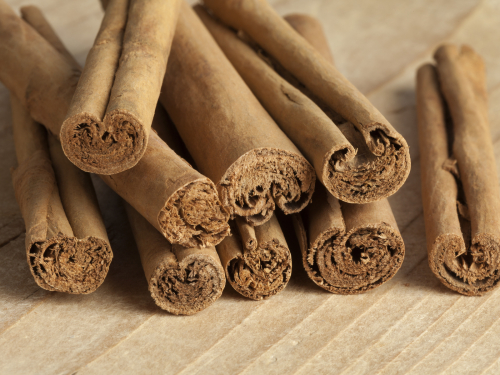 Cinnamon sticks